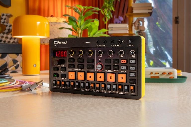 Roland p6