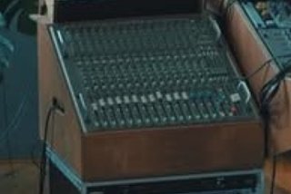 Who Can Identify This Mixing Console? 1 1138870d1734732284t who can identify mixing console img 7571